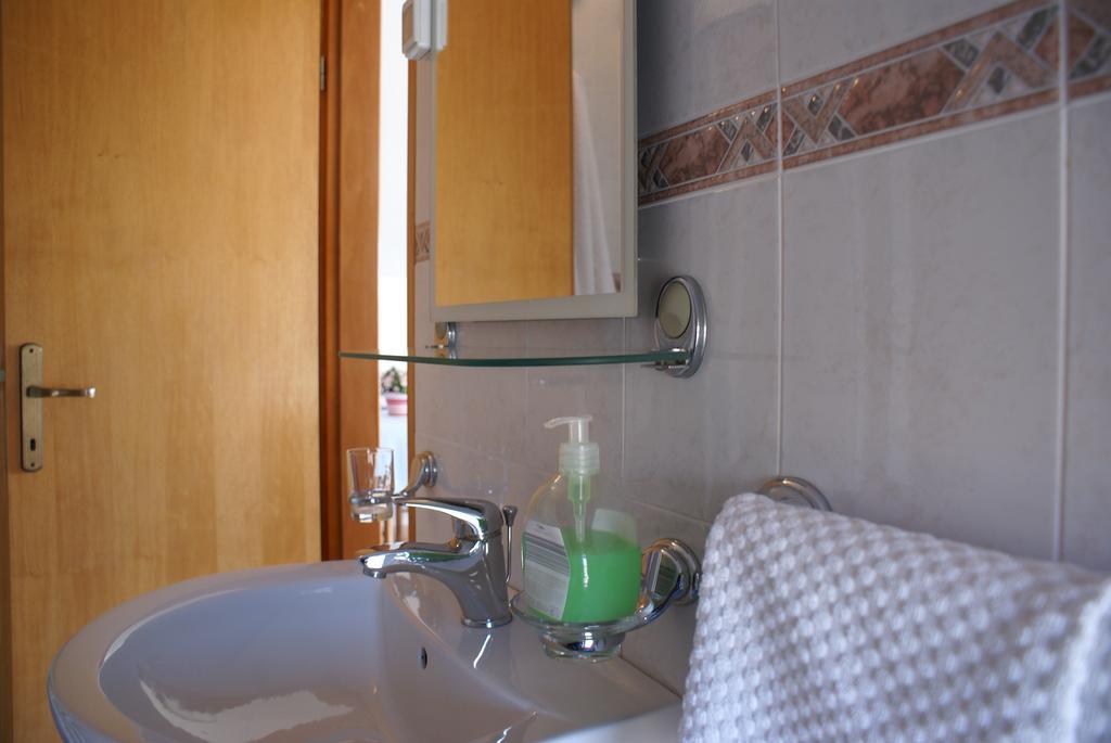 Apartments Robert โพราต ภายนอก รูปภาพ